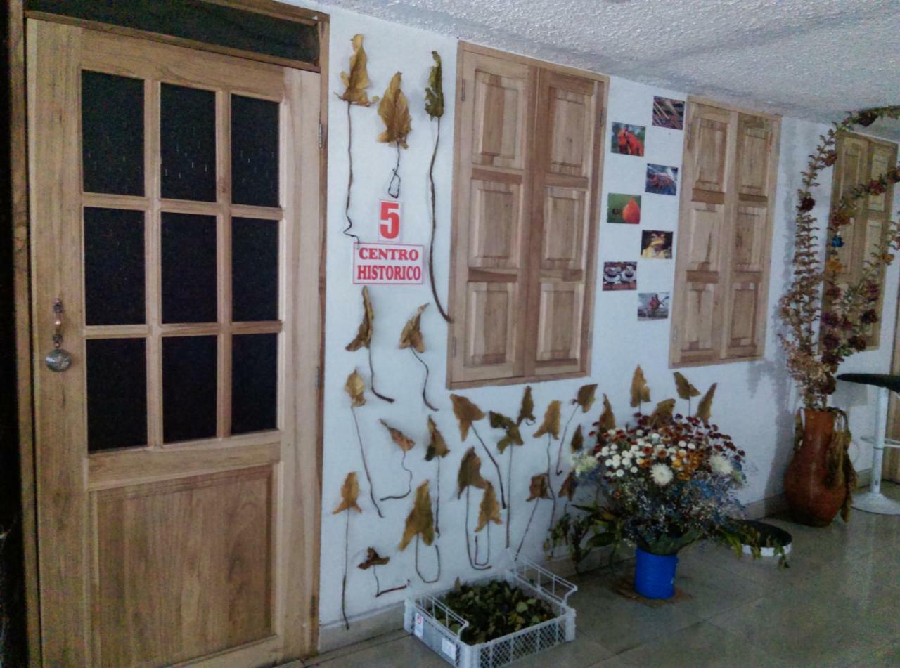 Escocie - Centro Historico Otel Quito Dış mekan fotoğraf